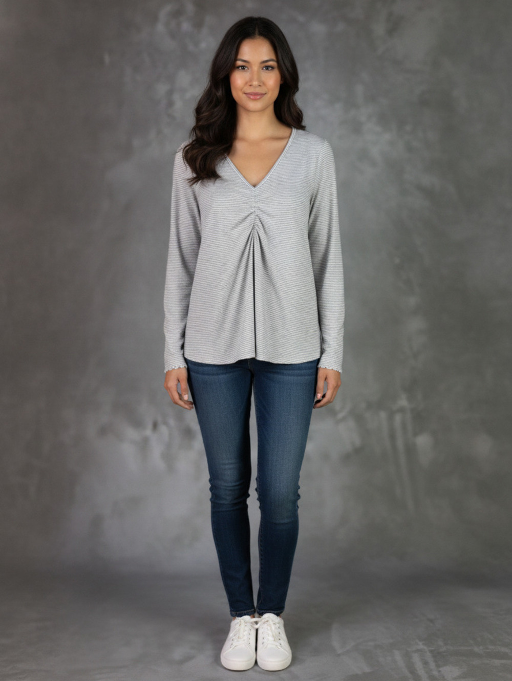 LC Lauren Conrad Long Sleeve V-Neck Striped‎ Top Size Large